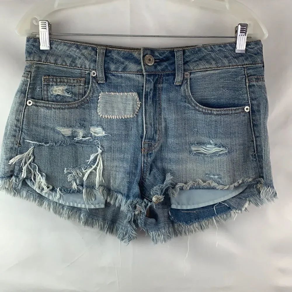 American Eagle high rise shortie denim shorts size 4
